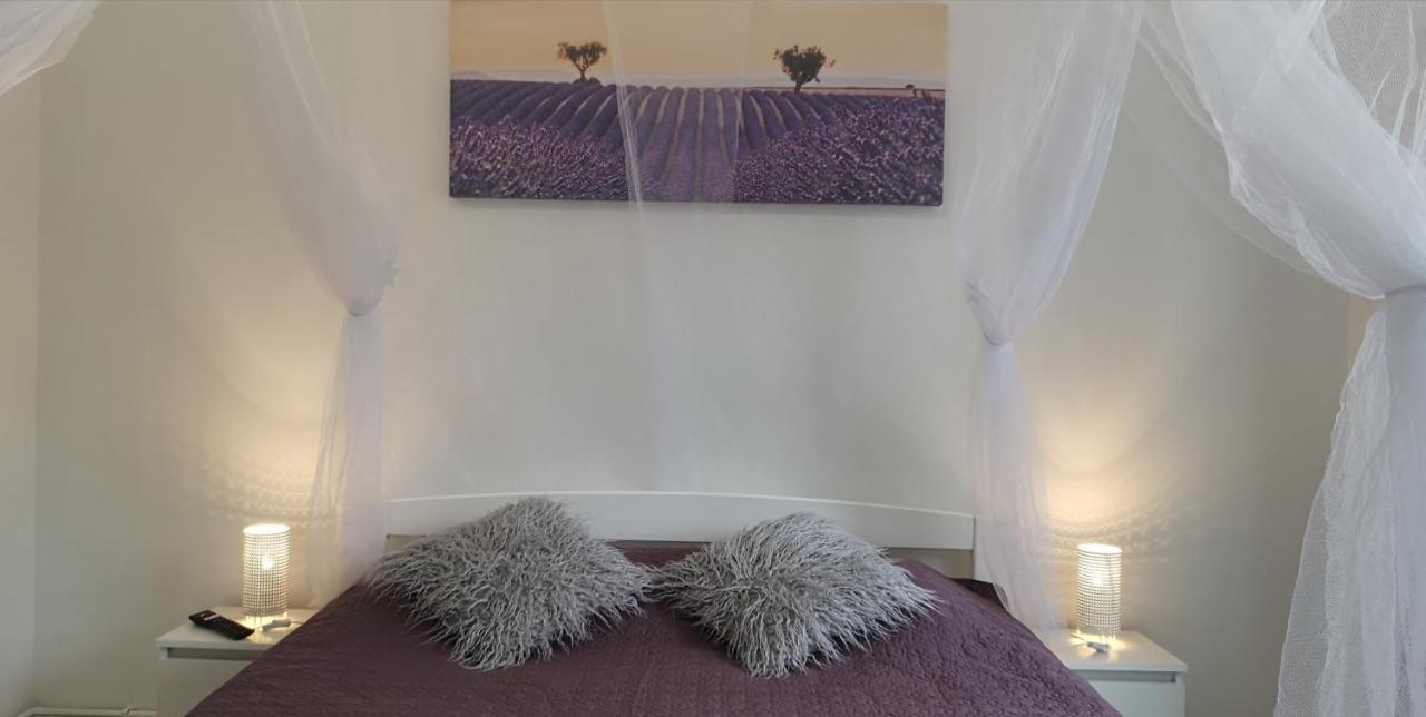 Diamond Apartment Târgu-Mureş Exteriör bild