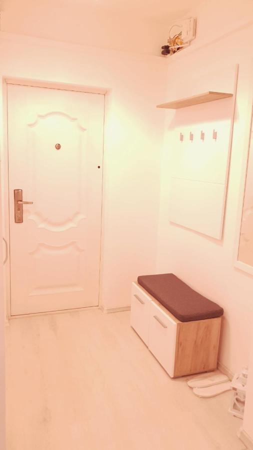 Diamond Apartment Târgu-Mureş Exteriör bild