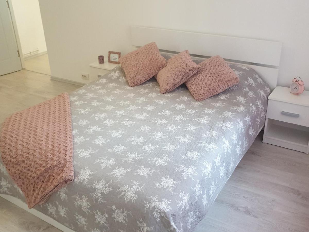 Diamond Apartment Târgu-Mureş Exteriör bild